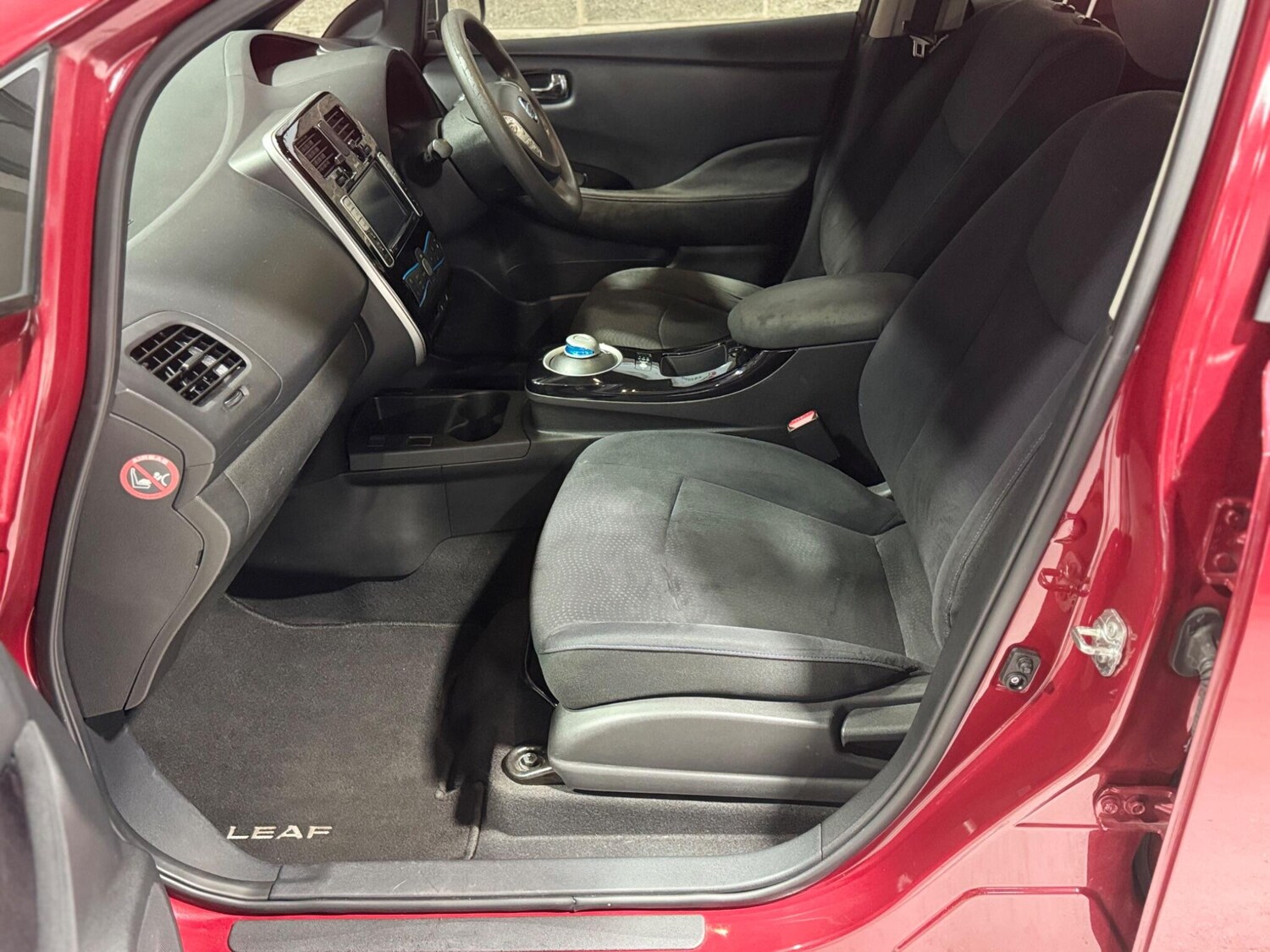 Used Nissan Leaf for sale - 77587332: Photo 25