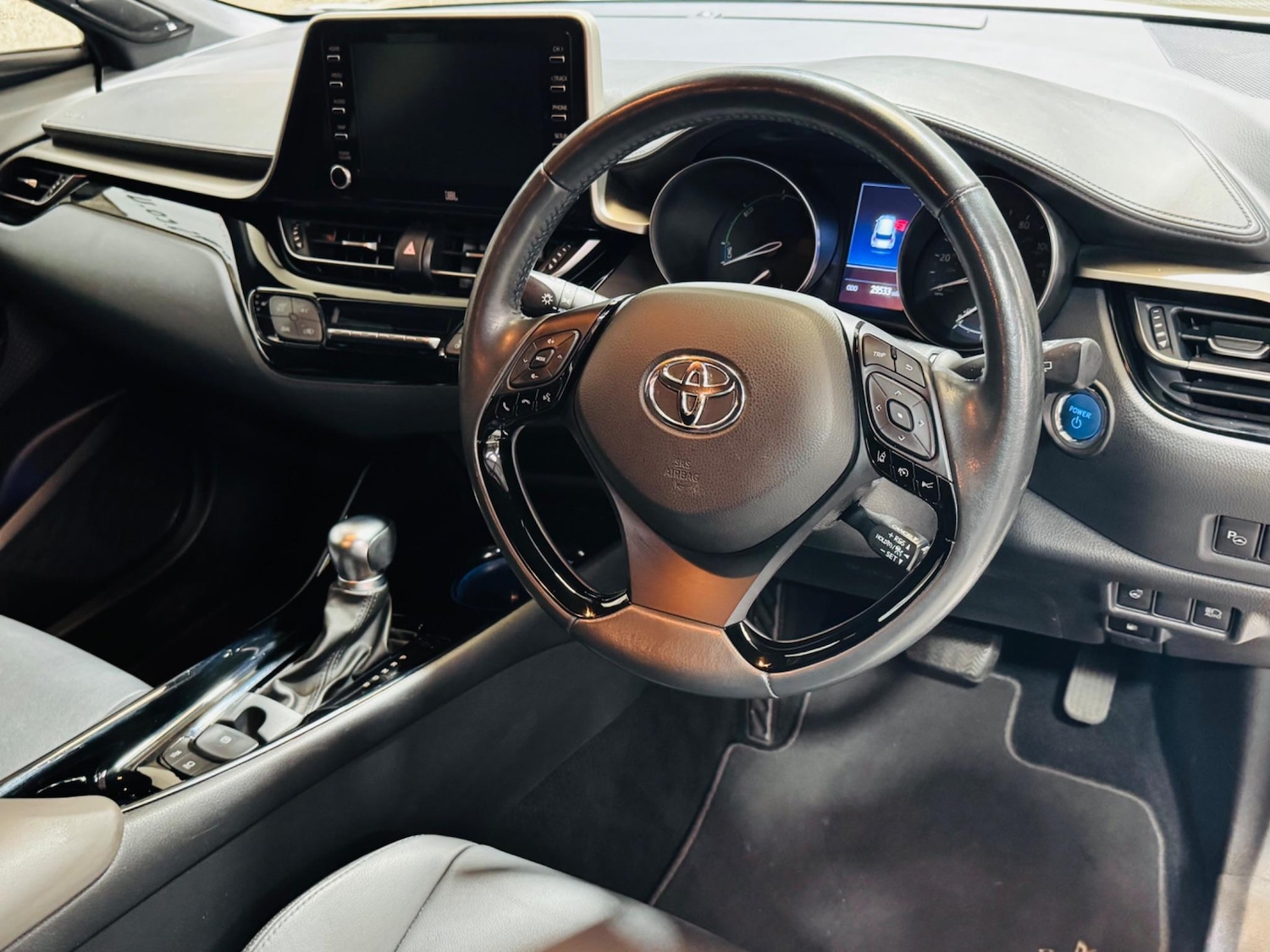 Used Toyota C-HR 2022 for sale - 76953348: Photo 22