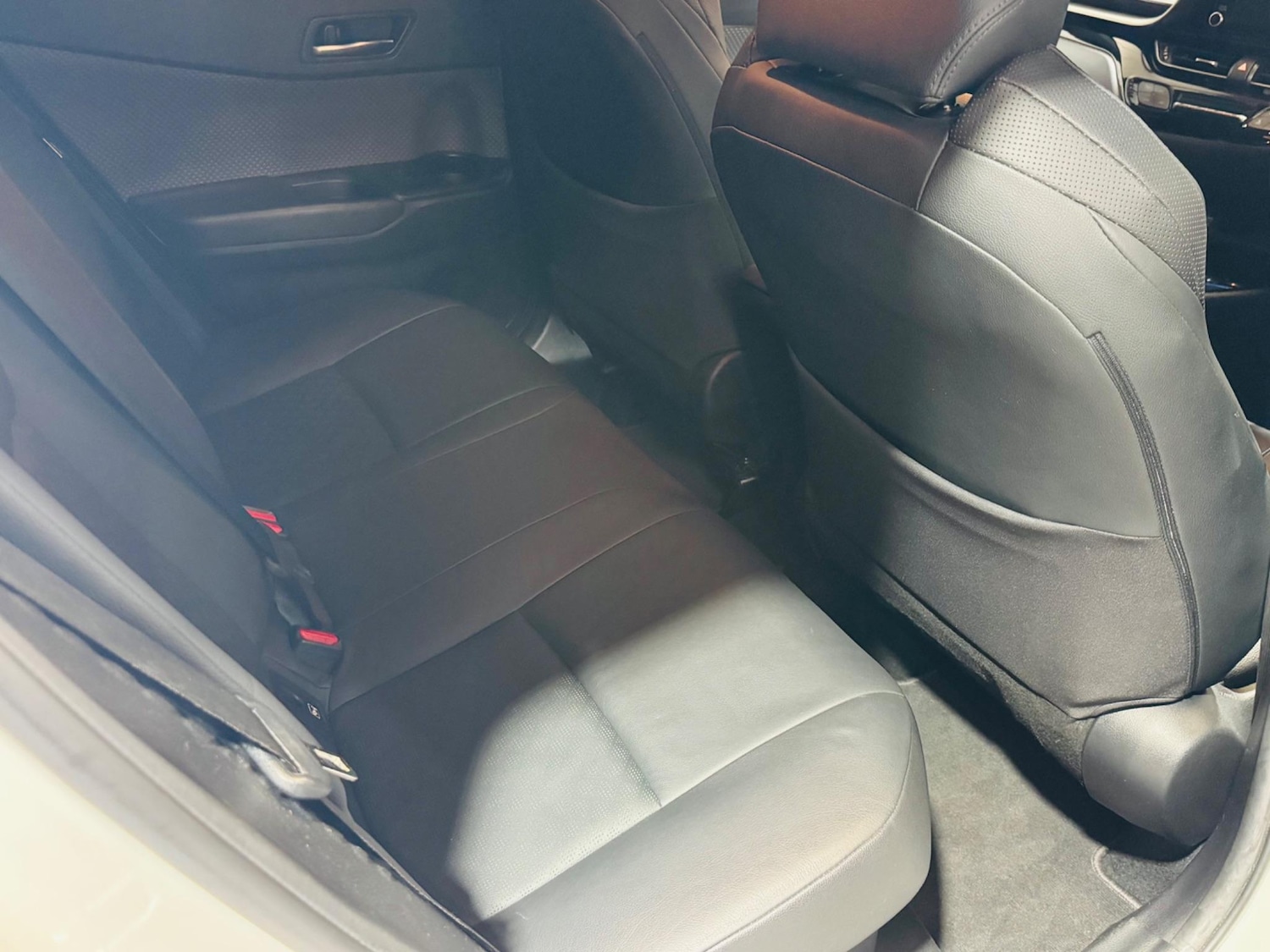 Used Toyota C-HR 2022 for sale - 76953348: Photo 28