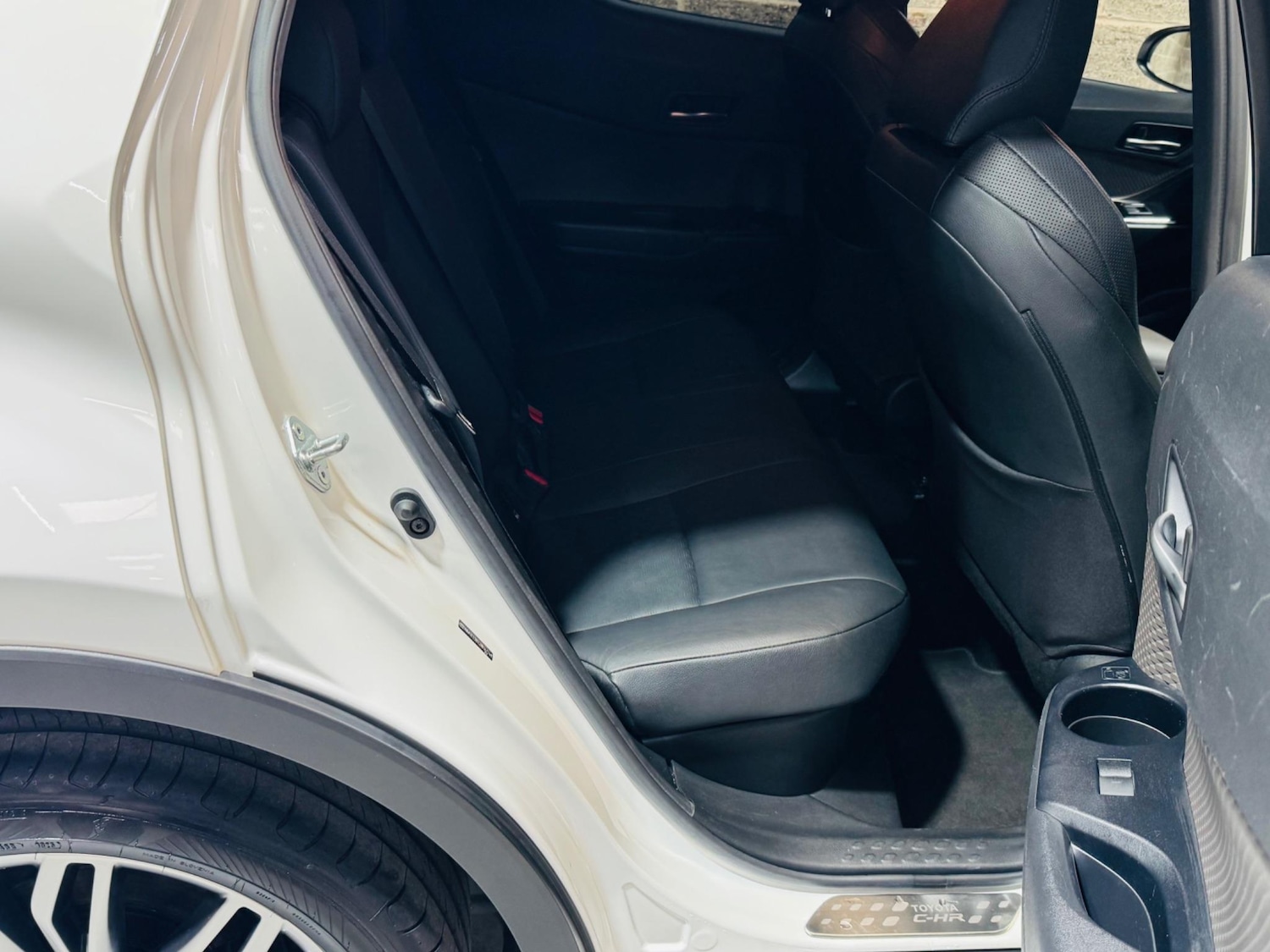 Used Toyota C-HR 2022 for sale - 76953348: Photo 30