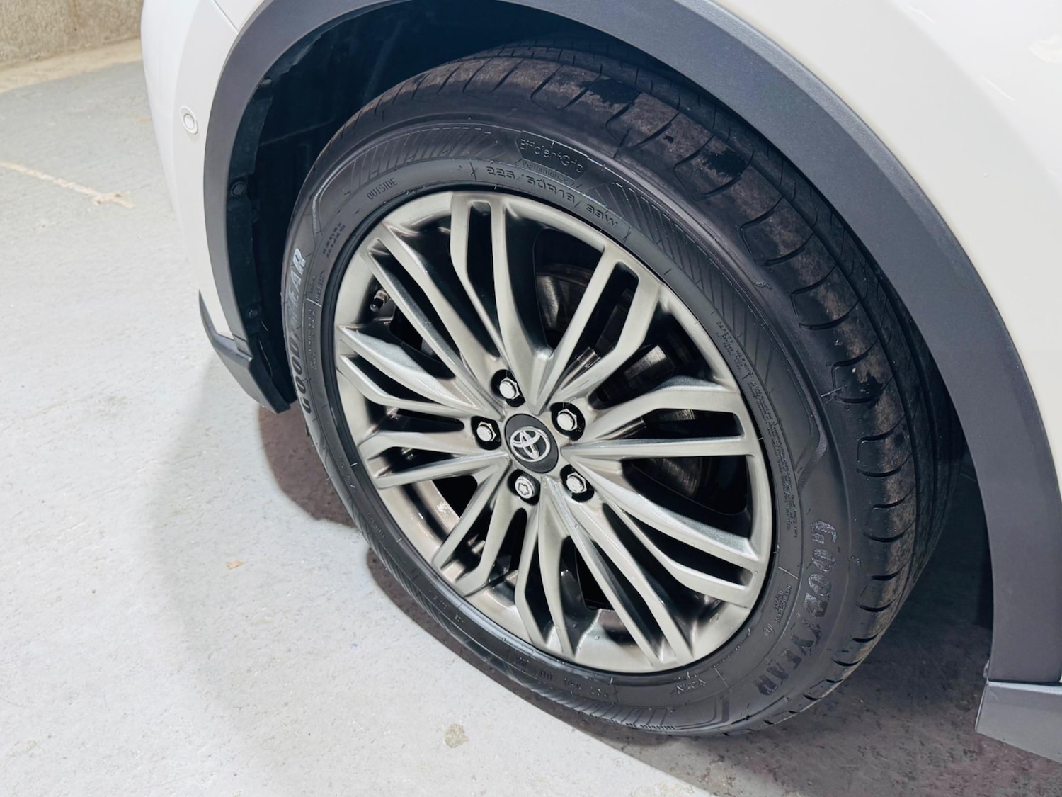 Used Toyota C-HR 2022 for sale - 76953348: Photo 47