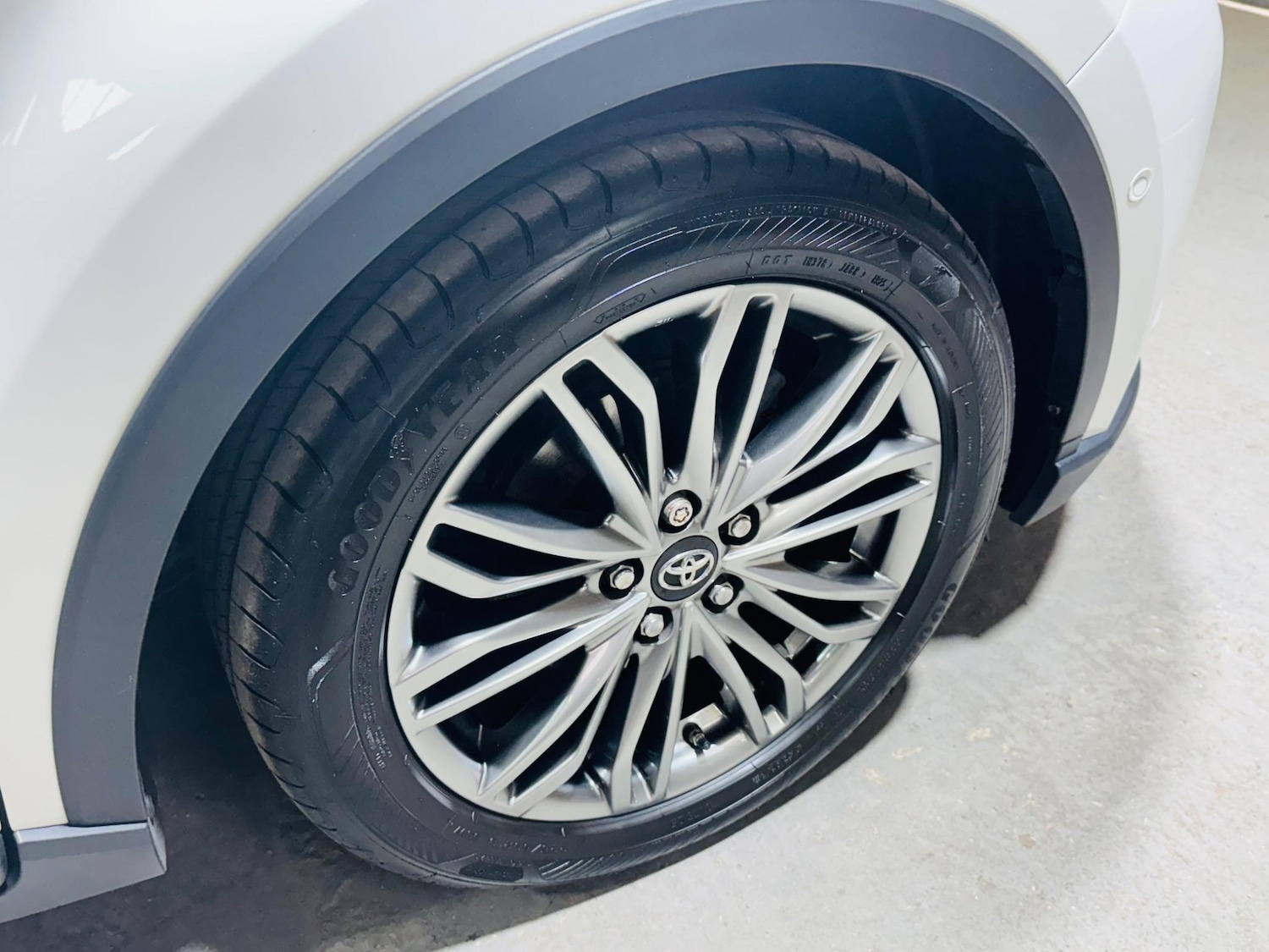 Used Toyota C-HR 2022 for sale - 76953348: Photo 48