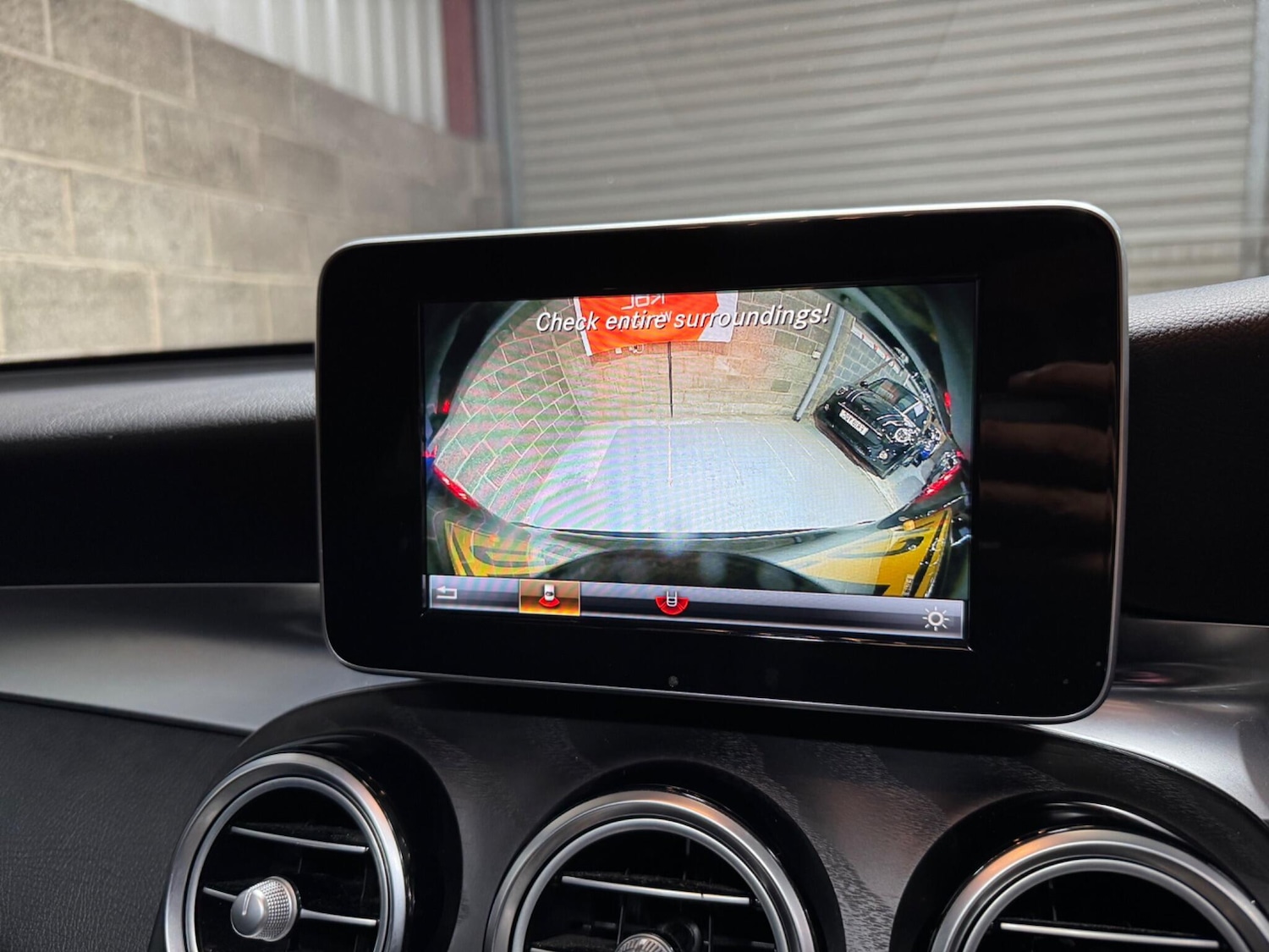 Used Mercedes-Benz GLC 2018 for sale - 76952814: Photo 16