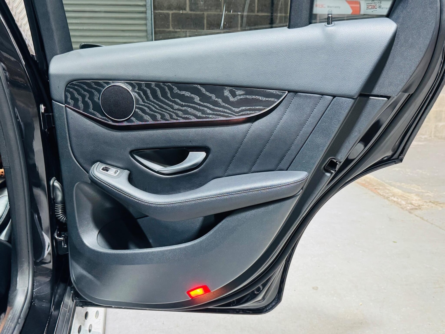 Used Mercedes-Benz GLC 2018 for sale - 76952814: Photo 46