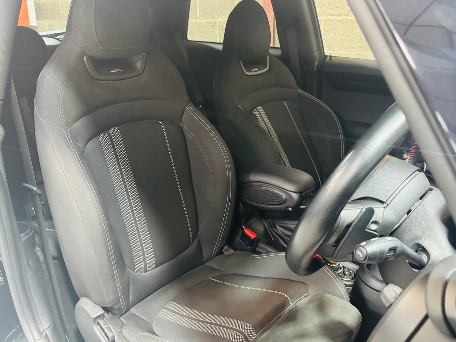 Used MINI Hatch 2019 for sale - 76953479: Photo 27