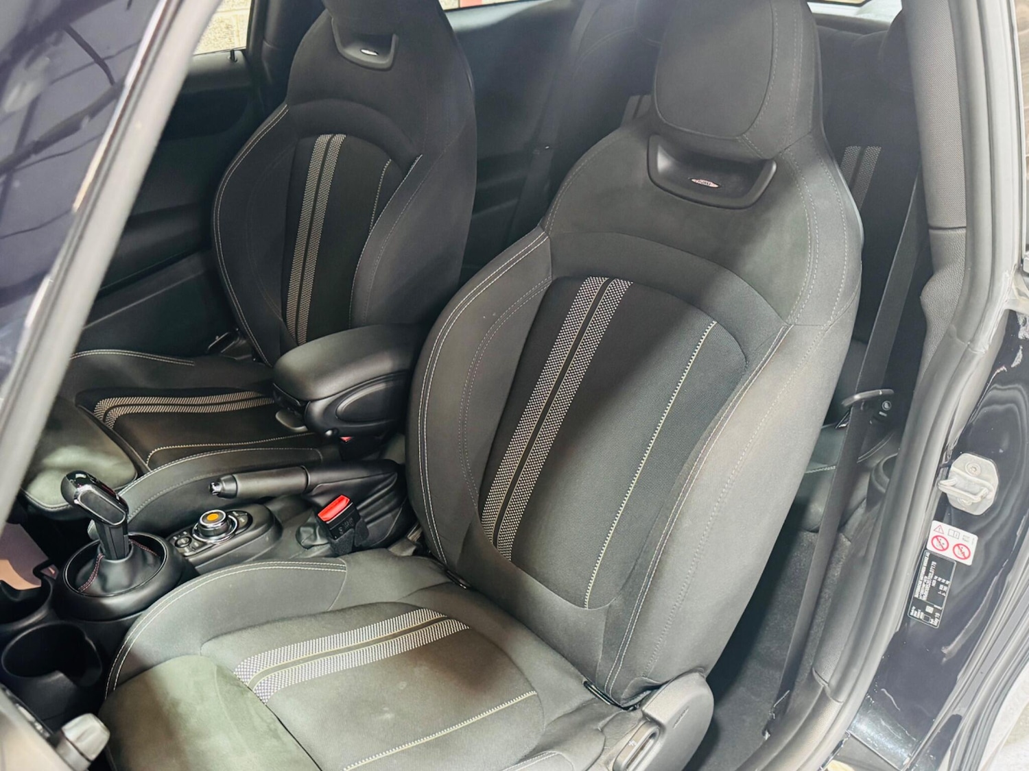 Used MINI Hatch 2019 for sale - 76953479: Photo 28