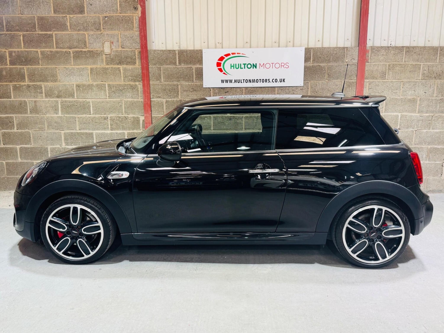 Used MINI Hatch 2019 for sale - 76953479: Photo 6