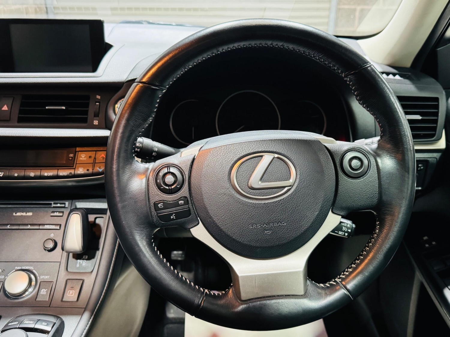 Used Lexus CT 2015 for sale - 76952704: Photo 11