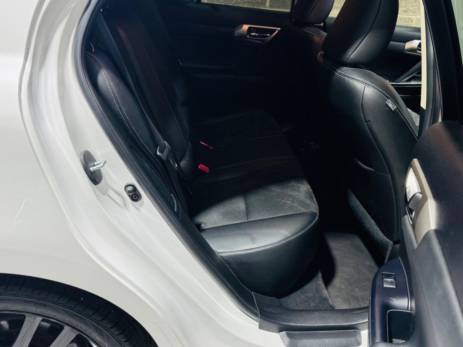 Used Lexus CT 2015 for sale - 76952704: Photo 32