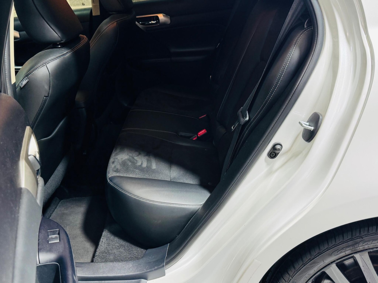 Used Lexus CT 2015 for sale - 76952704: Photo 33