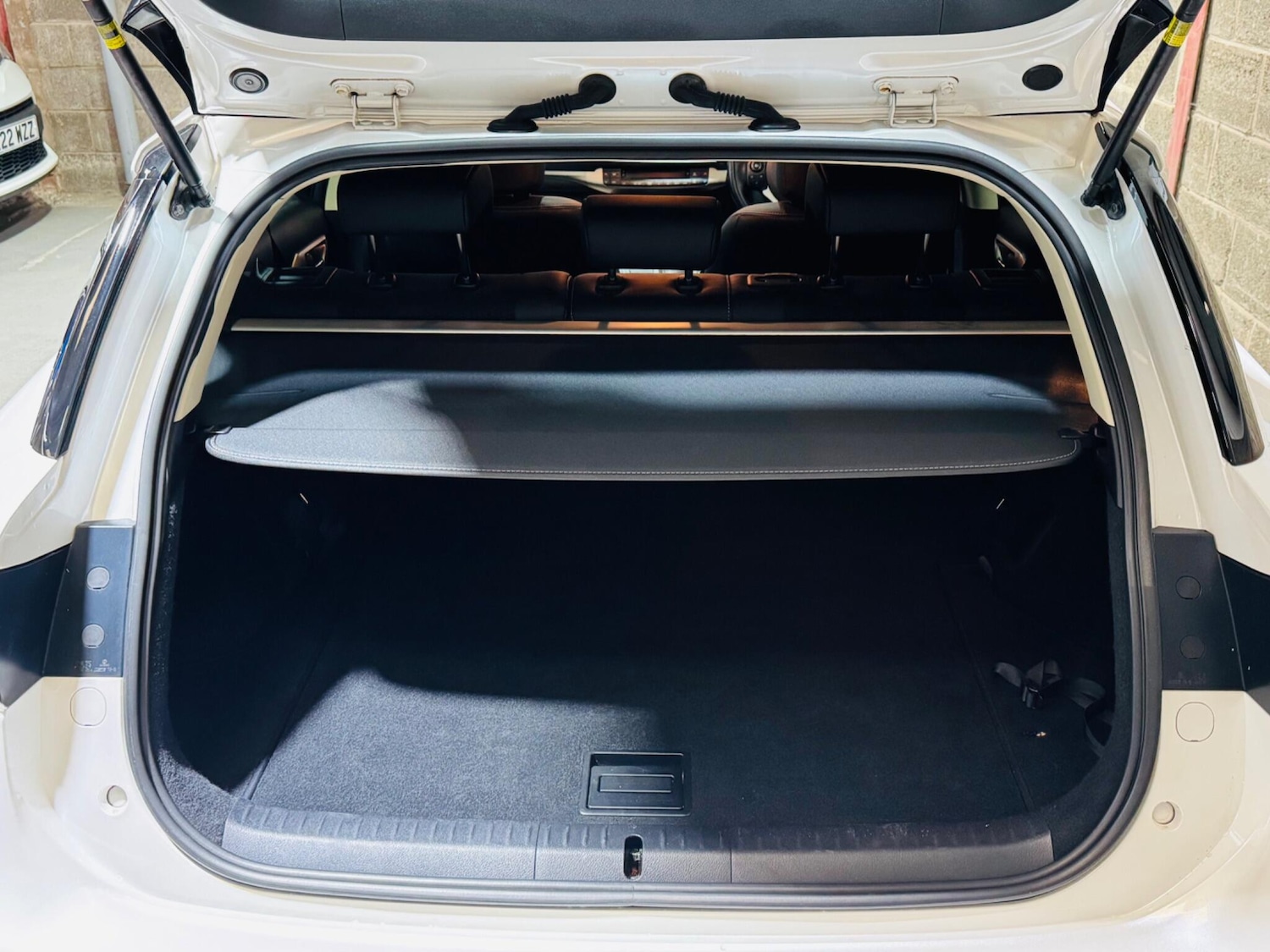 Used Lexus CT 2015 for sale - 76952704: Photo 43