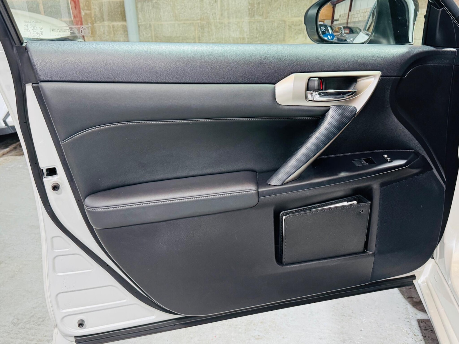 Used Lexus CT 2015 for sale - 76952704: Photo 46