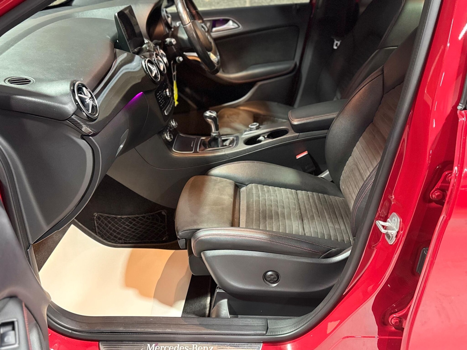 Used Mercedes-Benz B Class 2016 for sale - 77119665: Photo 29