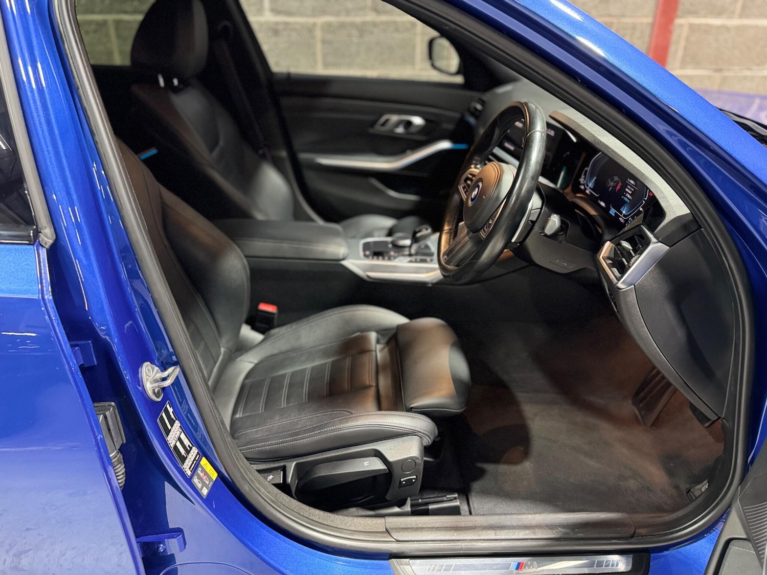 Used BMW 3 Series 2022 for sale - 76953241: Photo 32