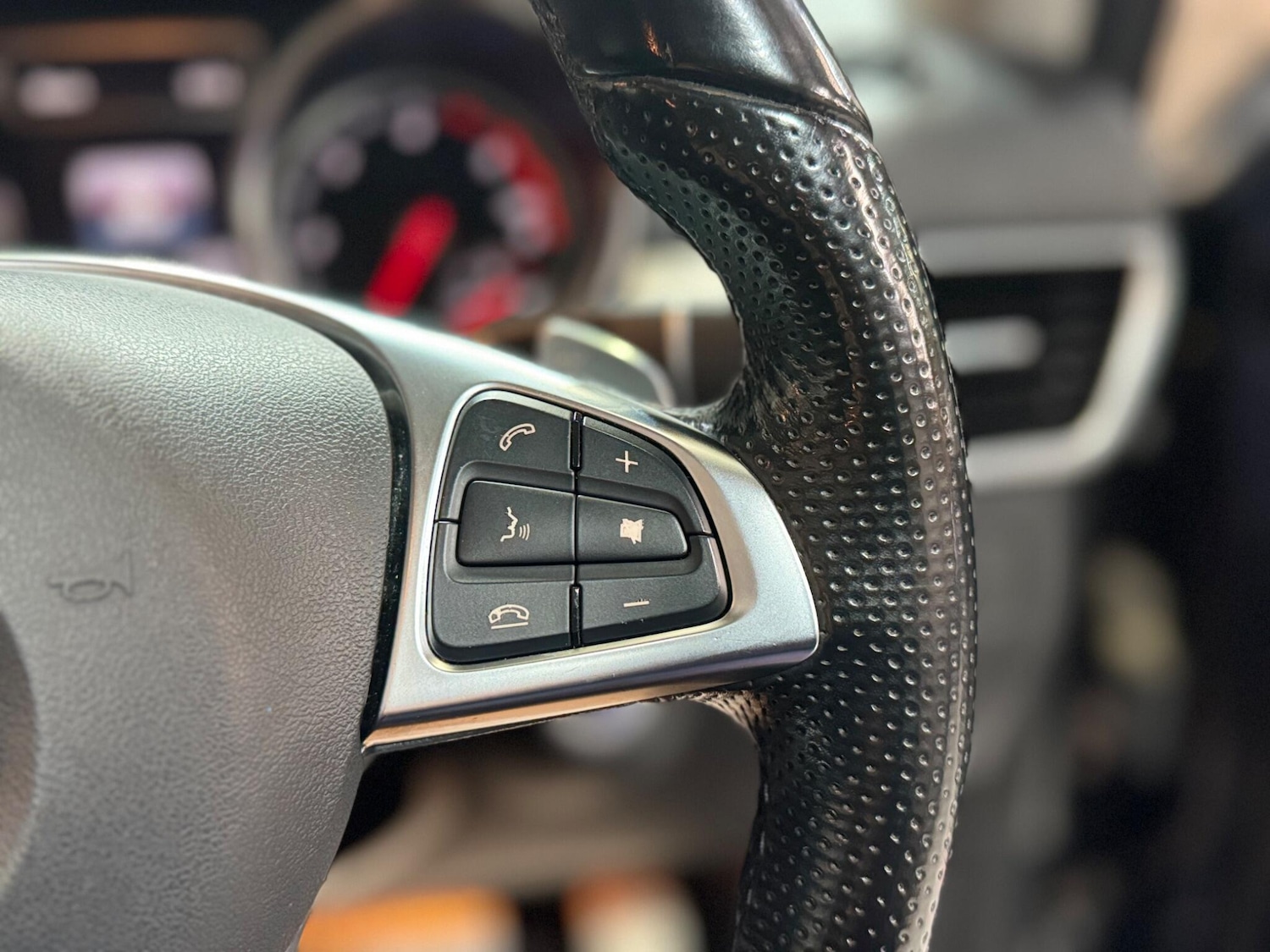 Used Mercedes-Benz GLE 2016 for sale - 76952630: Photo 15