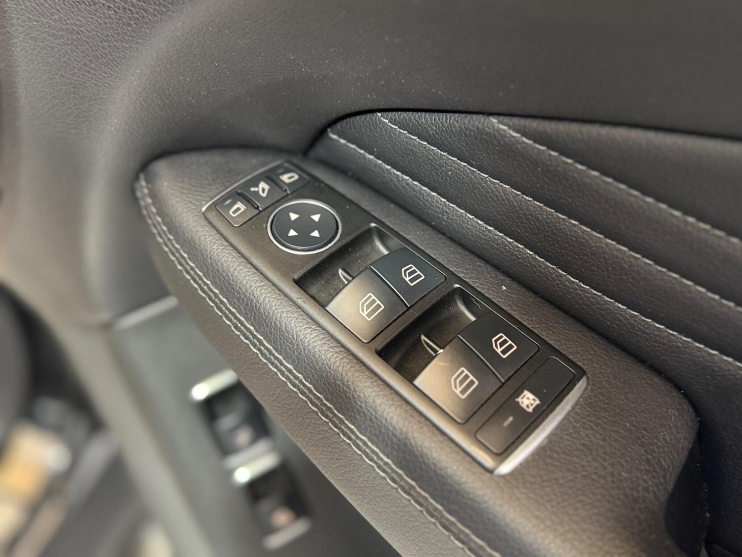 Used Mercedes-Benz GLE 2016 for sale - 76952630: Photo 28