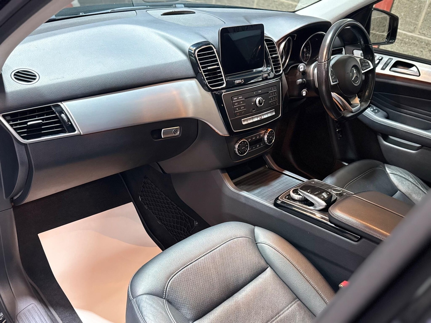 Used Mercedes-Benz GLE 2016 for sale - 76952630: Photo 31