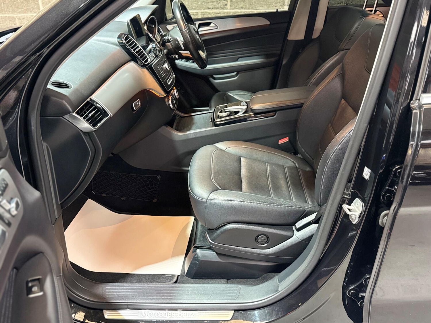 Used Mercedes-Benz GLE 2016 for sale - 76952630: Photo 33