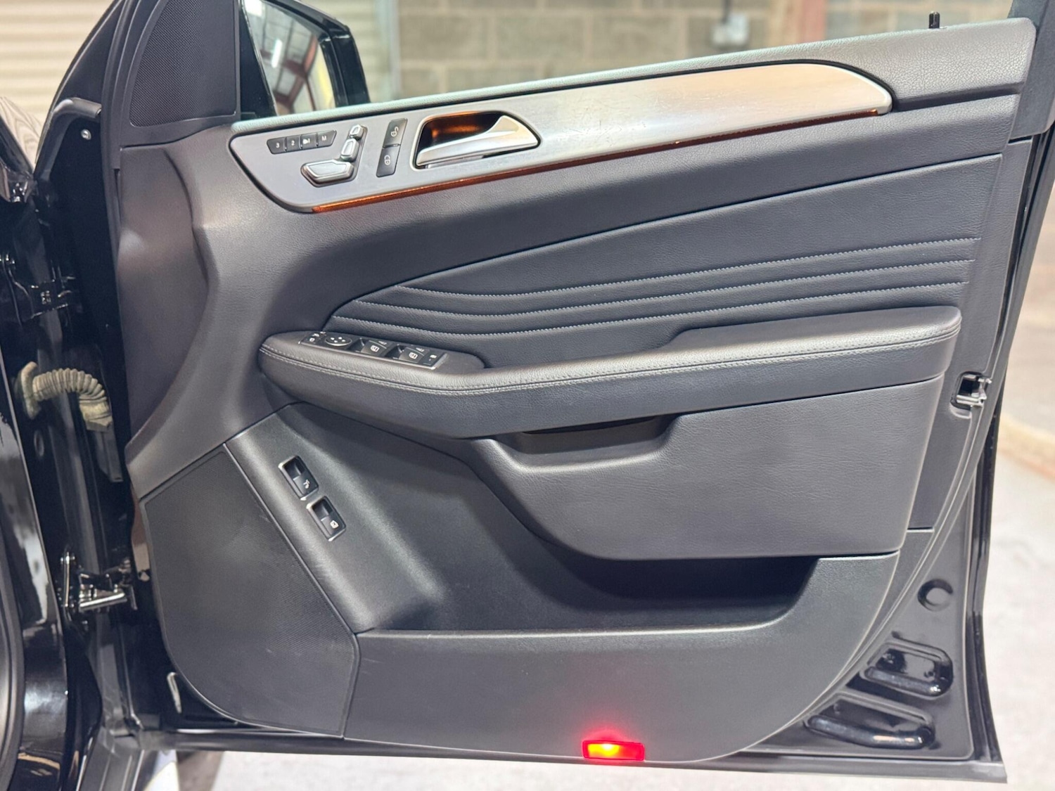 Used Mercedes-Benz GLE 2016 for sale - 76952630: Photo 47