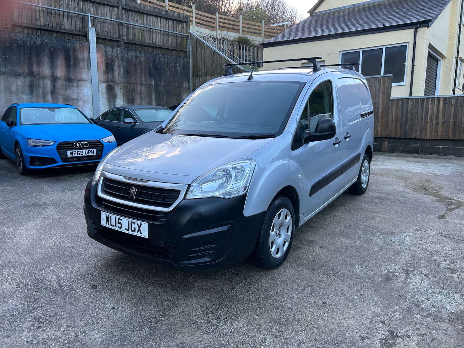 Used Peugeot Partner 2015 for sale - 77261876: Photo 2