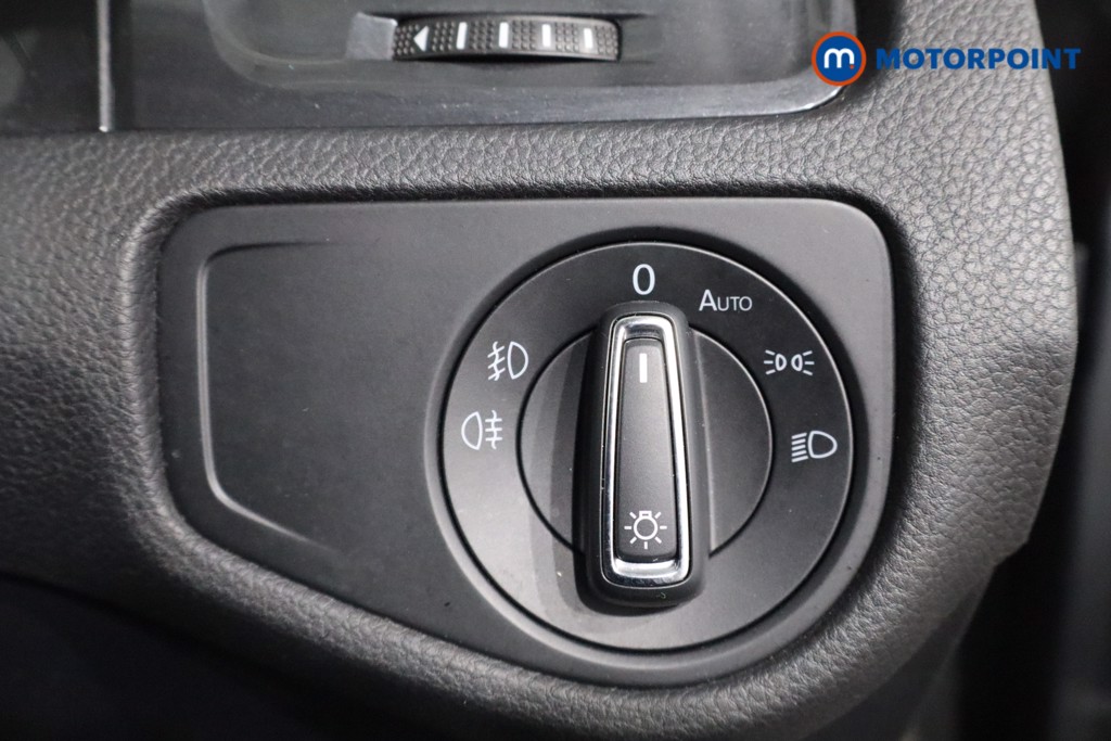 Used Volkswagen Golf 2019 for sale - 76405430: Photo 28