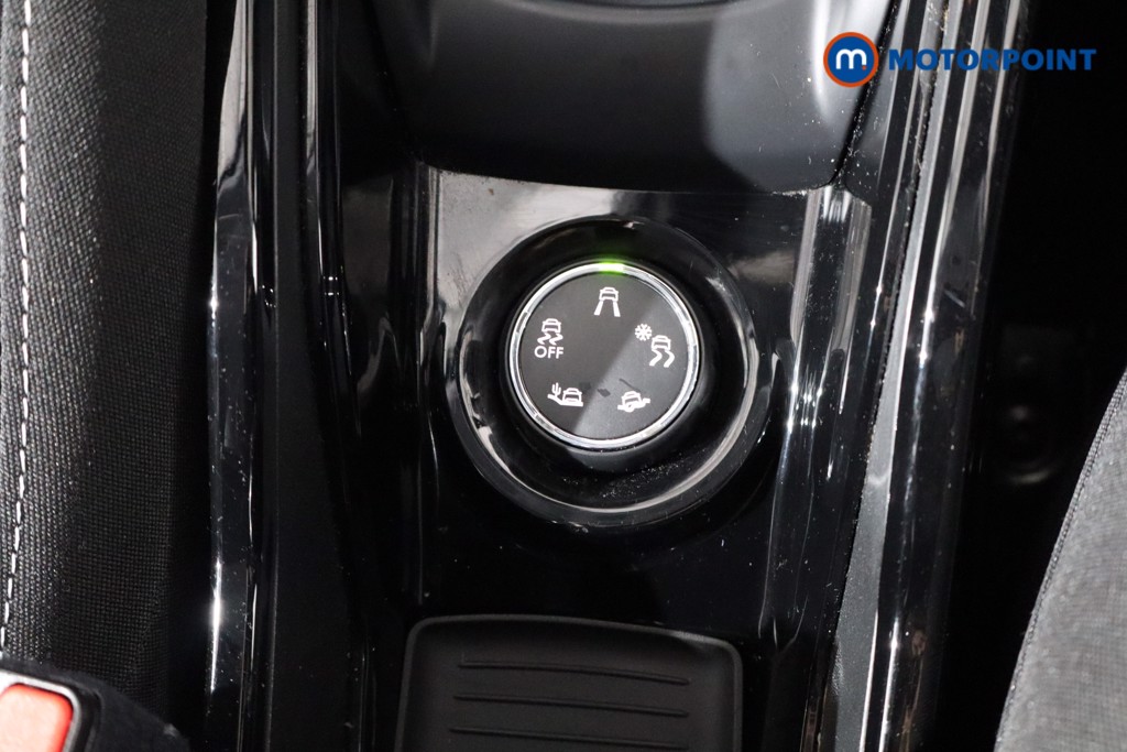 Used Peugeot 2008 2018 for sale - 76958189: Photo 23