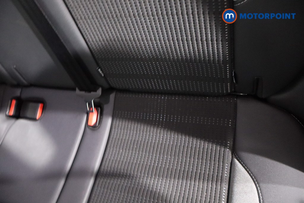 Used Peugeot 2008 2018 for sale - 76958189: Photo 31