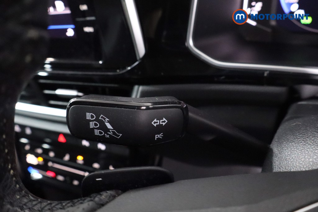 Used Volkswagen T-Roc 2022 for sale - 77975941: Photo 22