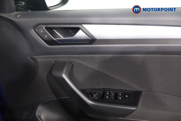 Used Volkswagen T-Roc 2025 for sale - 76143417: Photo 29