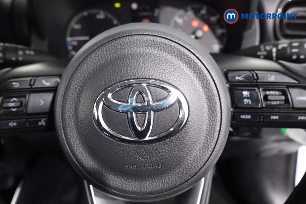 Used Toyota Yaris 2021 for sale - 77984505: Photo 21