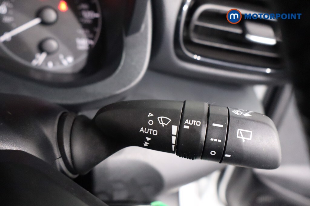 Used Toyota Yaris 2021 for sale - 77984505: Photo 23