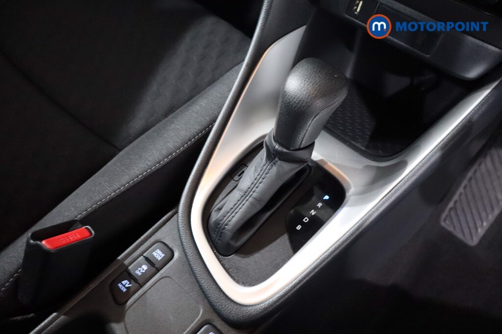 Used Toyota Yaris 2021 for sale - 77984505: Photo 29