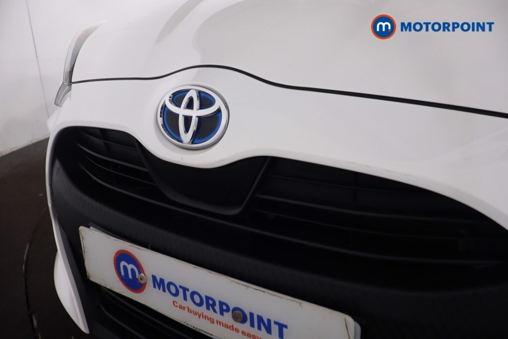 Used Toyota Yaris 2021 for sale - 77984505: Photo 38