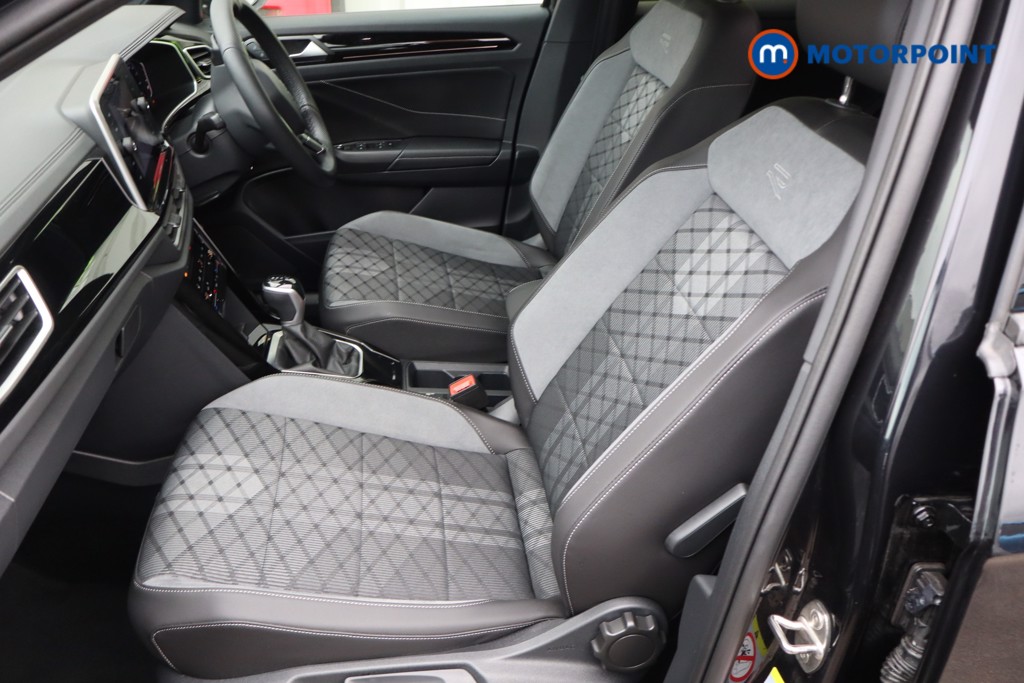 Used Volkswagen T-Roc 2025 for sale - 76352755: Photo 12