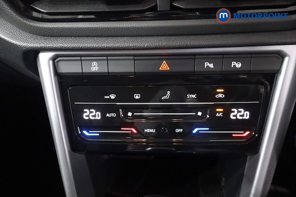 Used Volkswagen T-Roc 2025 for sale - 76143408: Photo 24