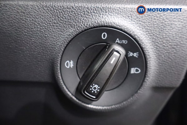 Used Volkswagen T-Roc 2025 for sale - 76143408: Photo 28