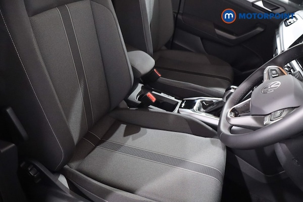 Used Volkswagen T-Roc 2025 for sale - 76143408: Photo 31