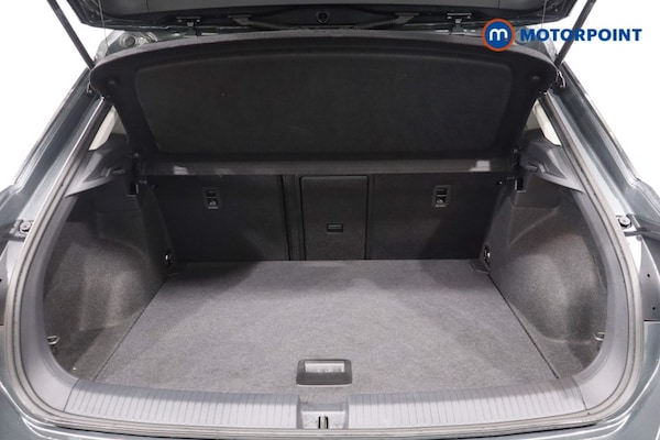Used Volkswagen T-Roc 2025 for sale - 76143408: Photo 44
