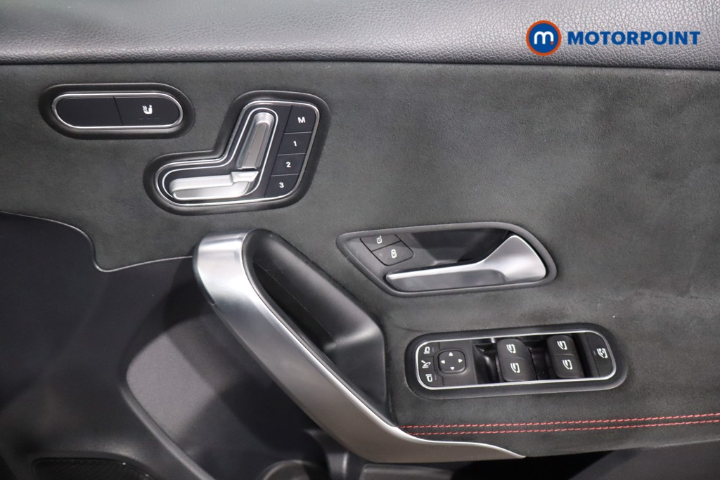 Used Mercedes-Benz A-Class 2018 for sale - 76641332: Photo 30