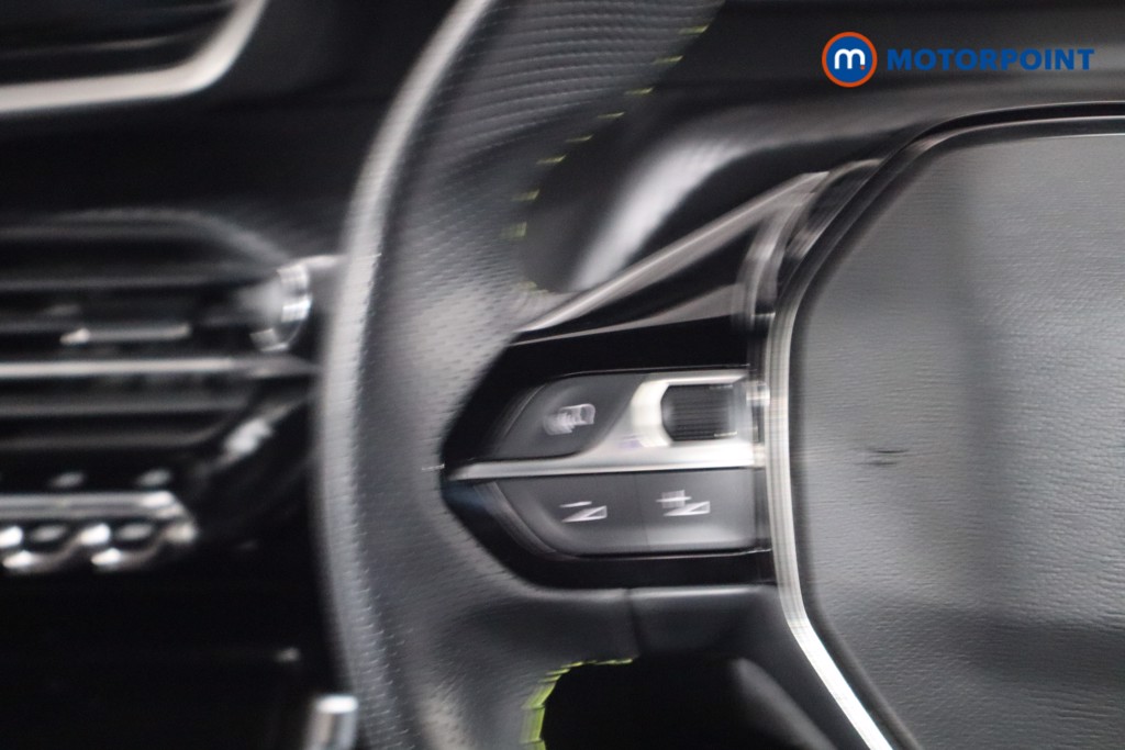 Used Peugeot 2008 2023 for sale - 76878765: Photo 15