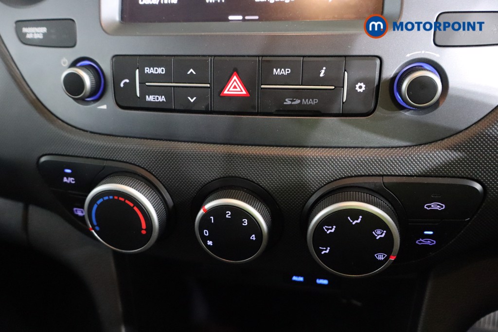 Used Hyundai i10 2018 for sale - 76767388: Photo 18