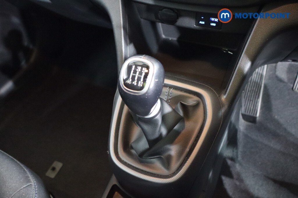 Used Hyundai i10 2018 for sale - 76767388: Photo 19