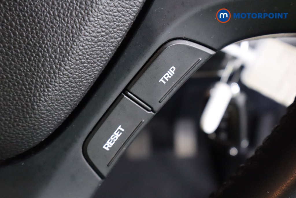 Used Hyundai i10 2018 for sale - 76767388: Photo 23