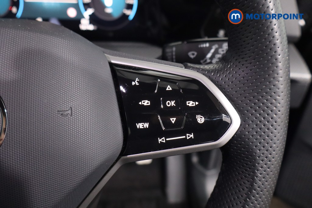 Used Volkswagen Golf 2024 for sale - 77324168: Photo 16