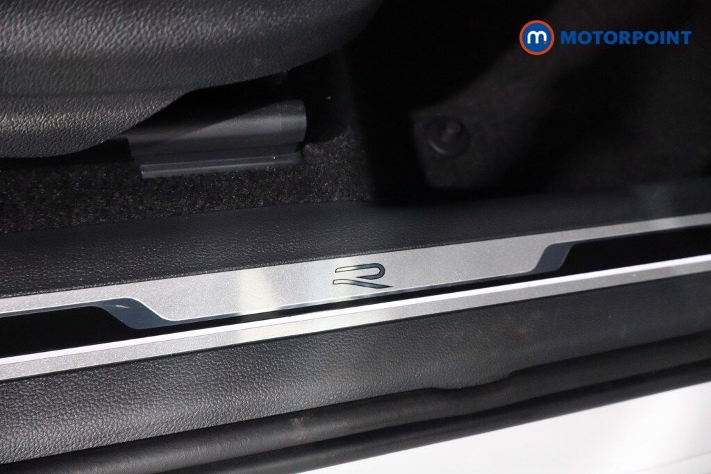 Used Volkswagen Tiguan 2021 for sale - 76008876: Photo 31