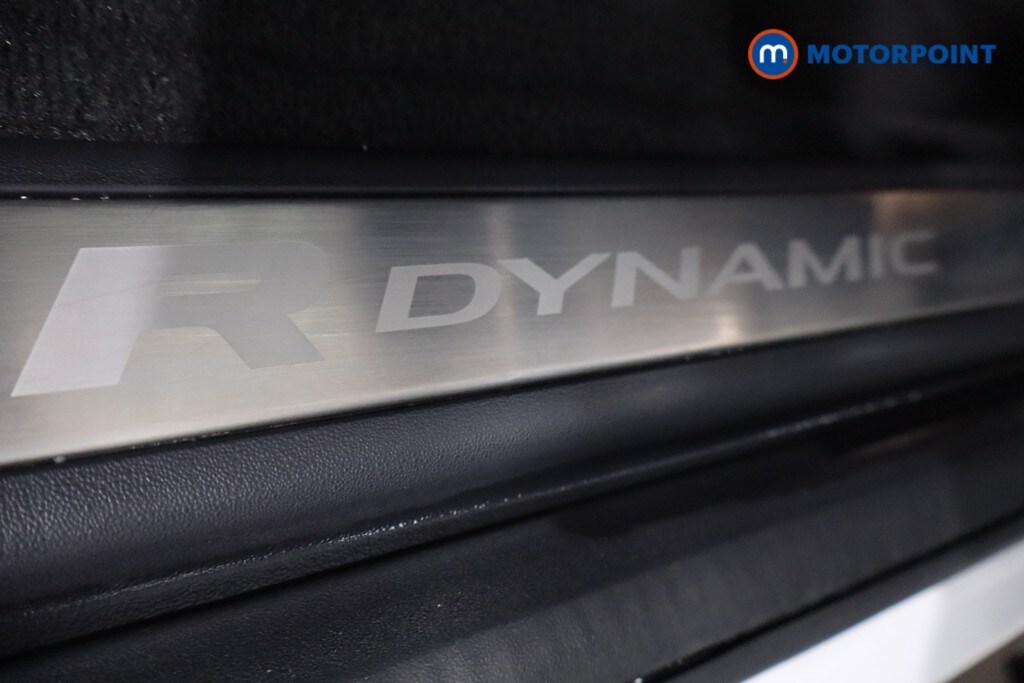 Used Land Rover Discovery Sport 2021 for sale - 77715727: Photo 32