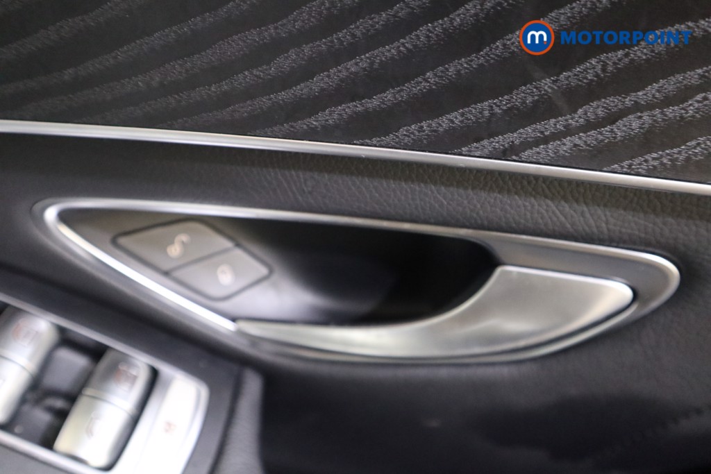 Used Mercedes-Benz C Class 2020 for sale - 78133920: Photo 24