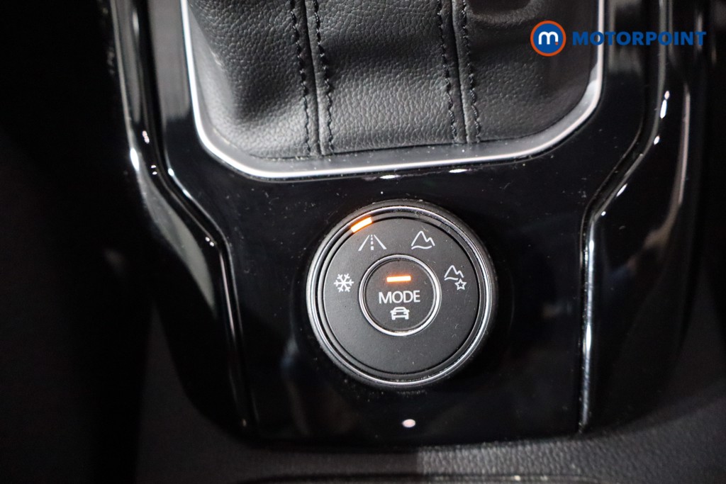 Used Volkswagen T-Roc 2023 for sale - 76534669: Photo 26