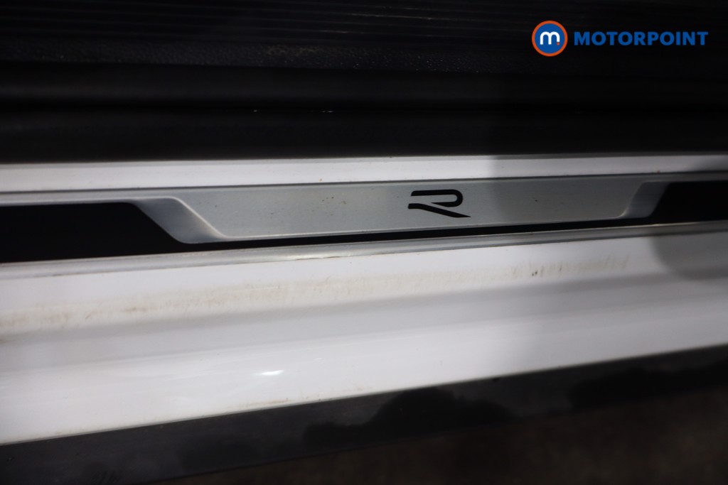 Used Volkswagen T-Roc 2023 for sale - 76534669: Photo 31