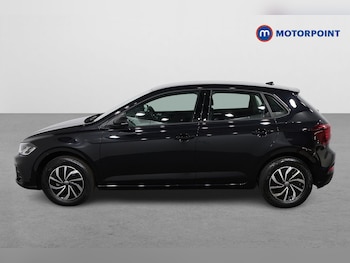 Used Volkswagen Polo 2024 for sale - 75618990: Photo